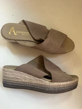 Paseart Crossband Wedge Suede Espadrille Size 40 or 9